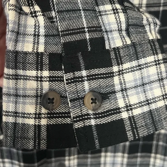 NWOT XLT long sleeve button down shirt 100% Cotton Plaid 1 front Pocket - Picture 9 of 9